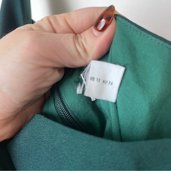 Petal & Pup Leyton Emerald Green One Shoulder Wide Leg Belted Jumpsuit 12 - Picture 9 of 11